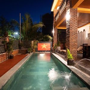Hidden Beach Pool Villas
